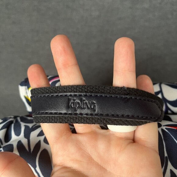 NWOT Kipling K10367 Fiona Travel MEdium Backpack Floral Flourish Multi Polyester - Picture 3 of 9